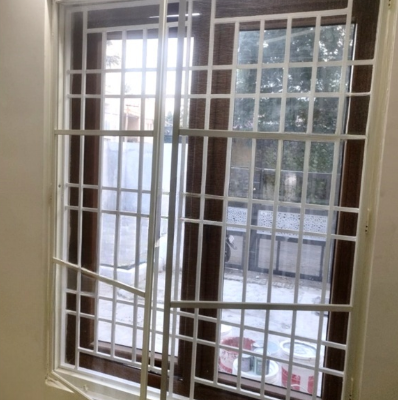 Mosquito Net on Window | Aluminium Frame and SS Net | Size 86.5 cms to 35.5 cms
