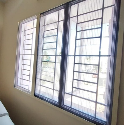 Sliding Mosquito Nets for Windows | Aluminium Frame and Fiber Net | Size 147.5 cms to 96.5 cms