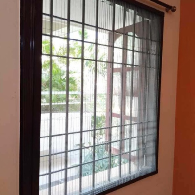 Sliding Mosquito Nets for Windows | Aluminium Frame and Fiber Net | Size 86.5 cms to 157.5 cms